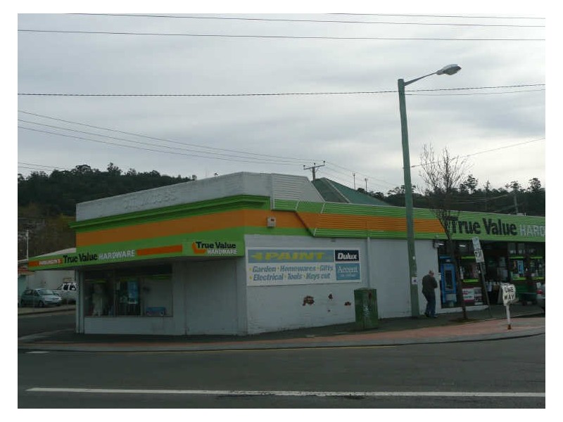 36 Lincoln Street, Lindisfarne TAS 7015