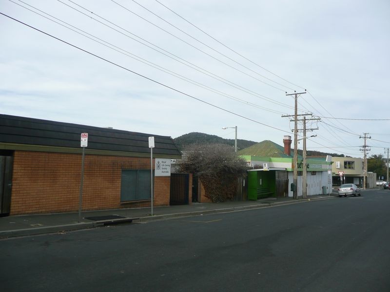 36 Lincoln Street, Lindisfarne TAS 7015