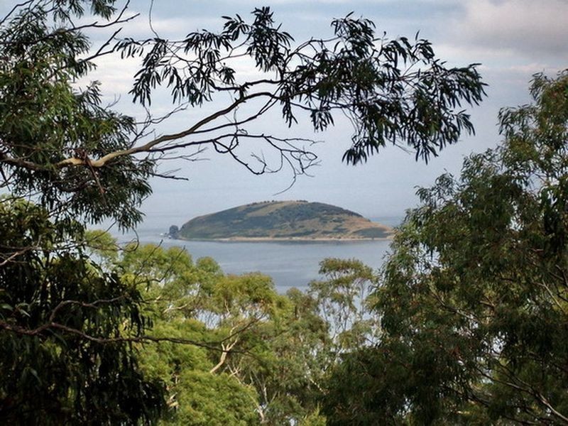 Roaring Beach Road, Nubeena TAS 7184