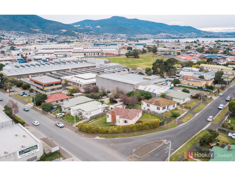 30,32,34,3 Lampton Avenue, Derwent Park TAS 7009