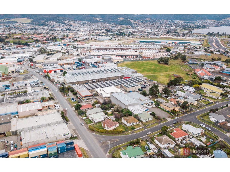 30,32,34,3 Lampton Avenue, Derwent Park TAS 7009