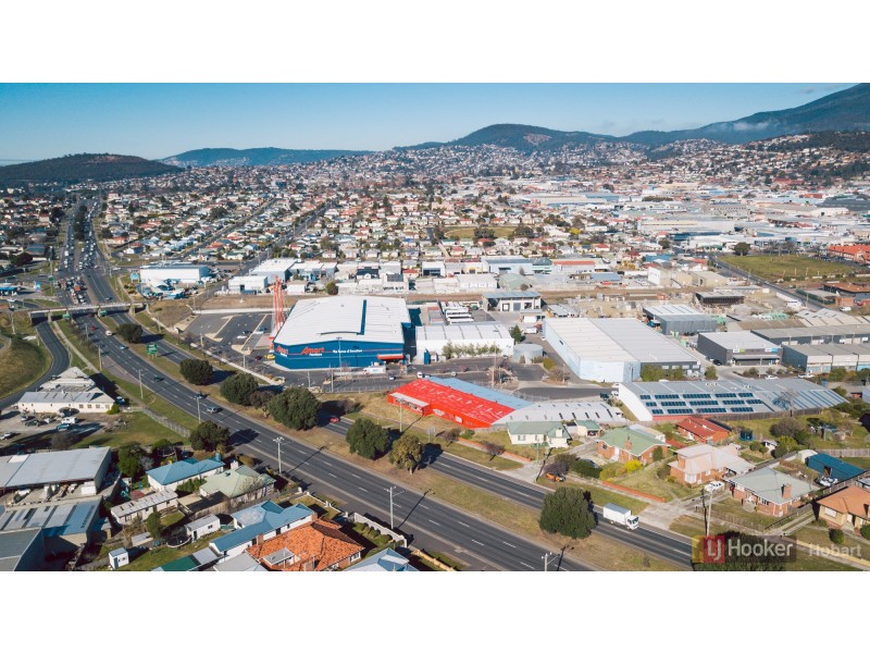 8 Pear Avenue, Derwent Park TAS 7009