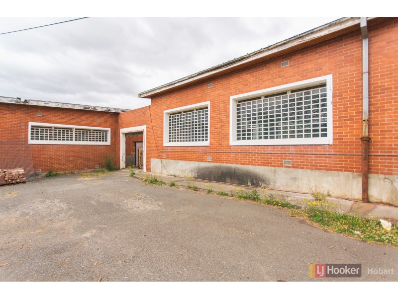 11 The Avenue, New Norfolk TAS 7140