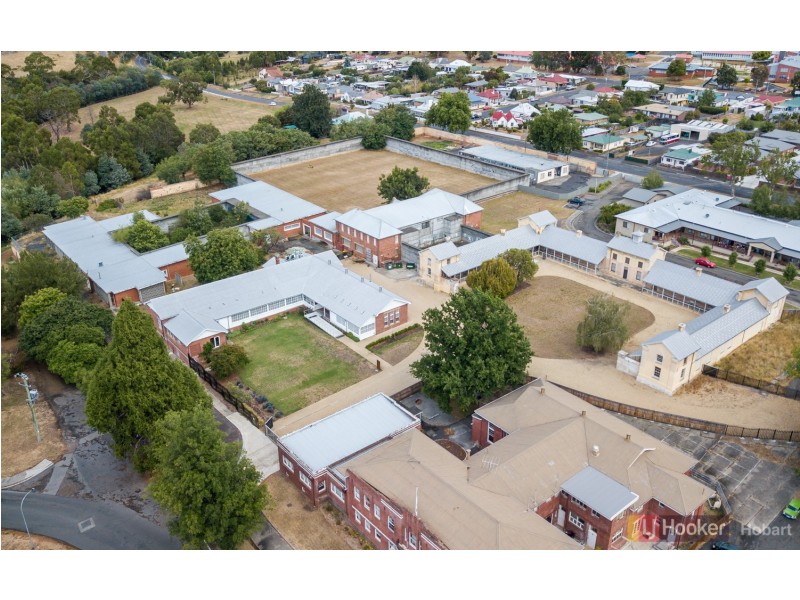 11 The Avenue, New Norfolk TAS 7140