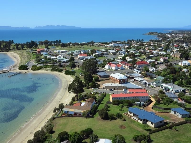 3 Maria Street, Swansea TAS 7190