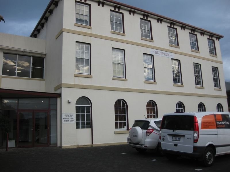 Ground 136 Davey, Hobart TAS 7000