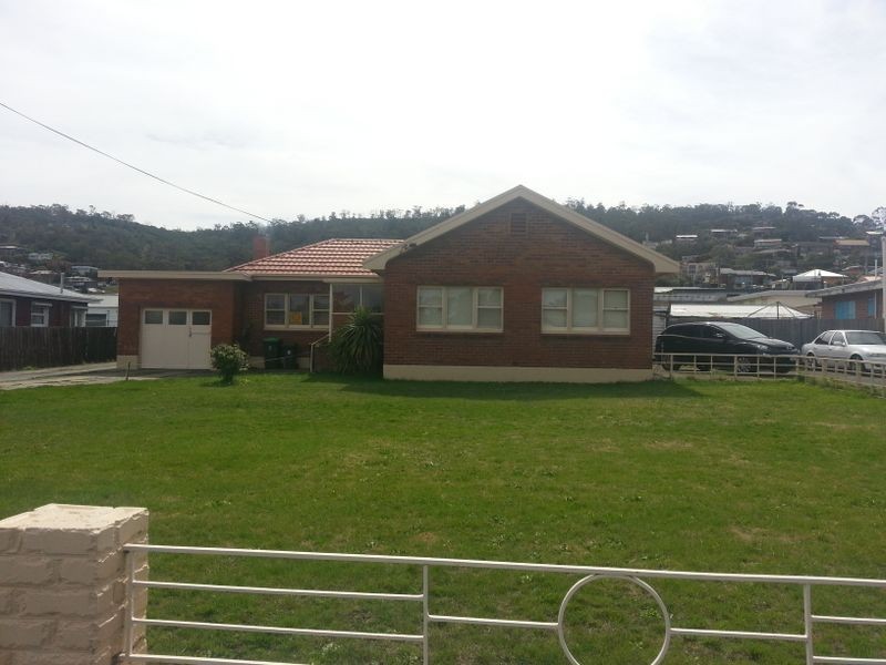 168 & 170 Clarence Street, Bellerive TAS 7018