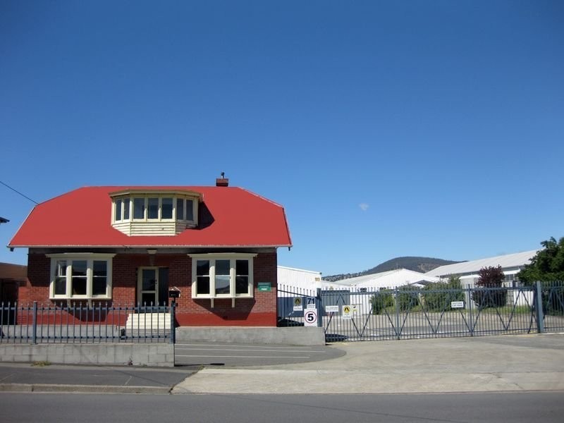 69-71 Lampton Avenue, Derwent Park TAS 7009