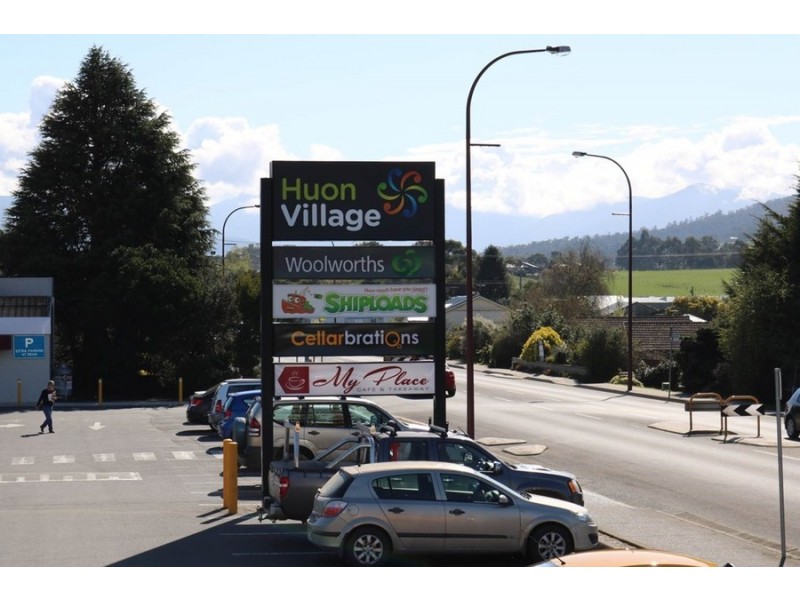79 Main Road, Huonville TAS 7109