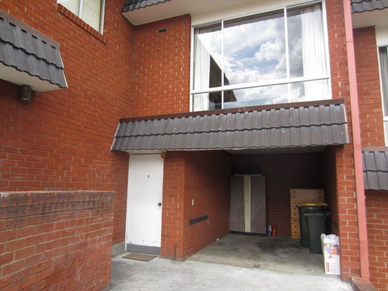 2/273 Churchill Avenue, Sandy Bay TAS 7005