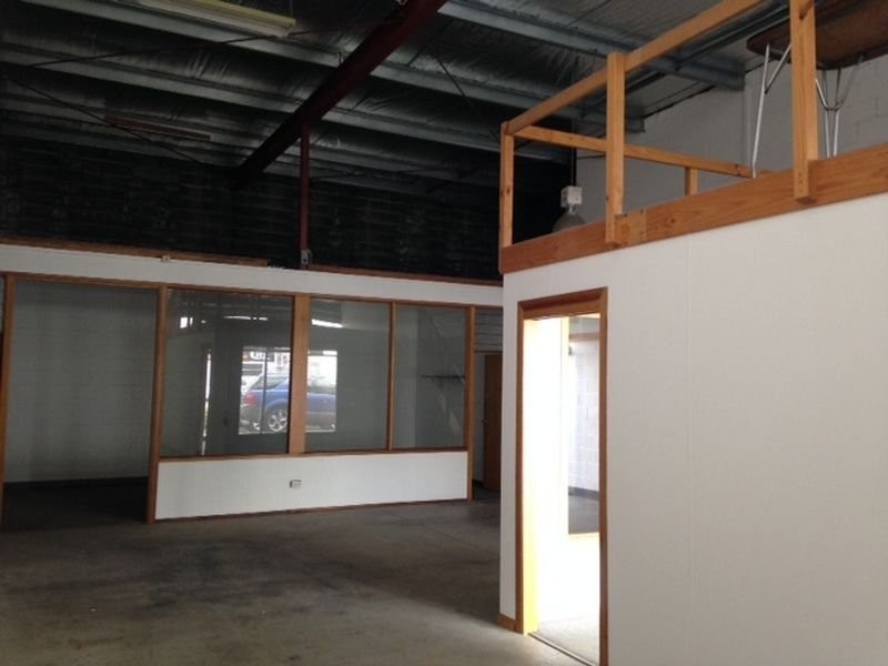Level Shop 2/10/ Lampton Avenue, Derwent Park TAS 7009