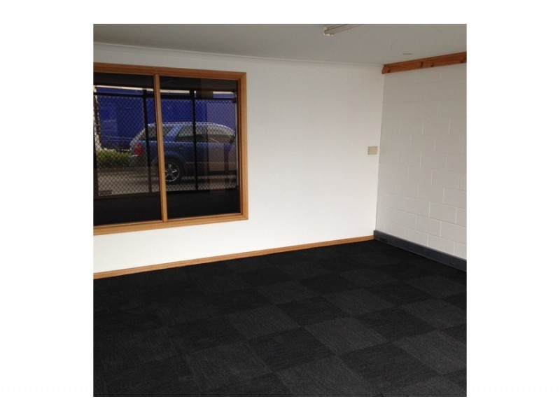 Level Shop 2/10/ Lampton Avenue, Derwent Park TAS 7009
