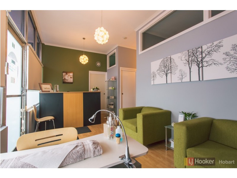 2/16 Ninabah Street, Howrah TAS 7018