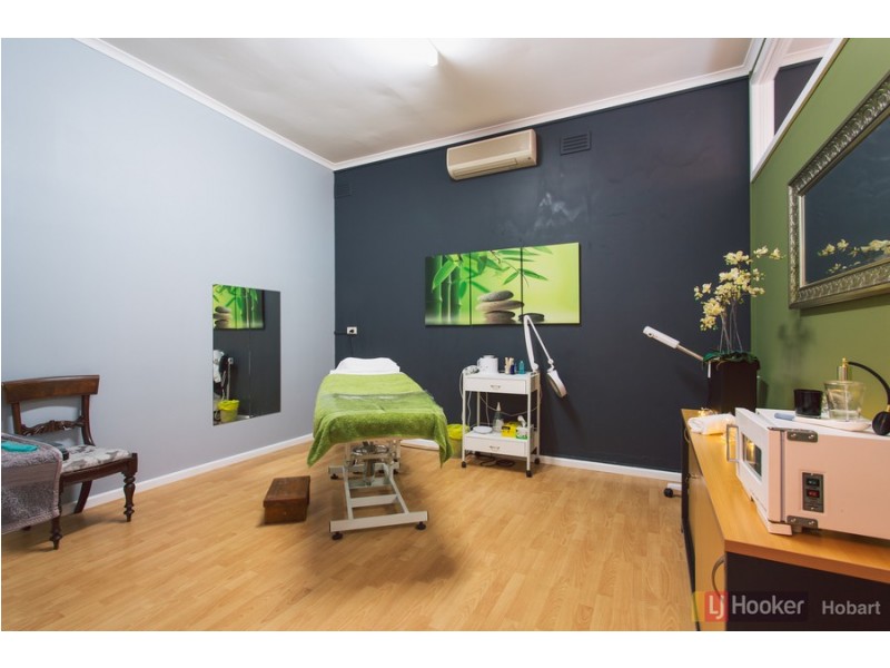 2/16 Ninabah Street, Howrah TAS 7018