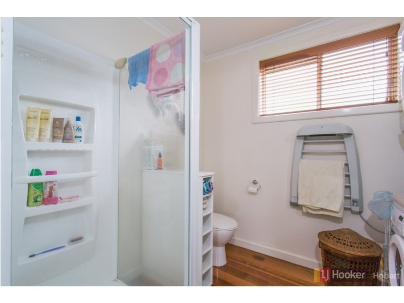 16 Ninabah Street, Howrah TAS 7018