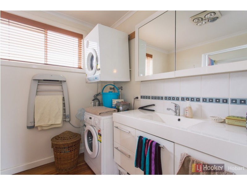 16 Ninabah Street, Howrah TAS 7018