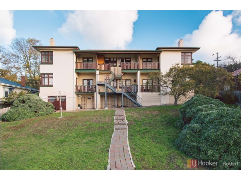 41 Augusta Road, Lenah Valley TAS 7008