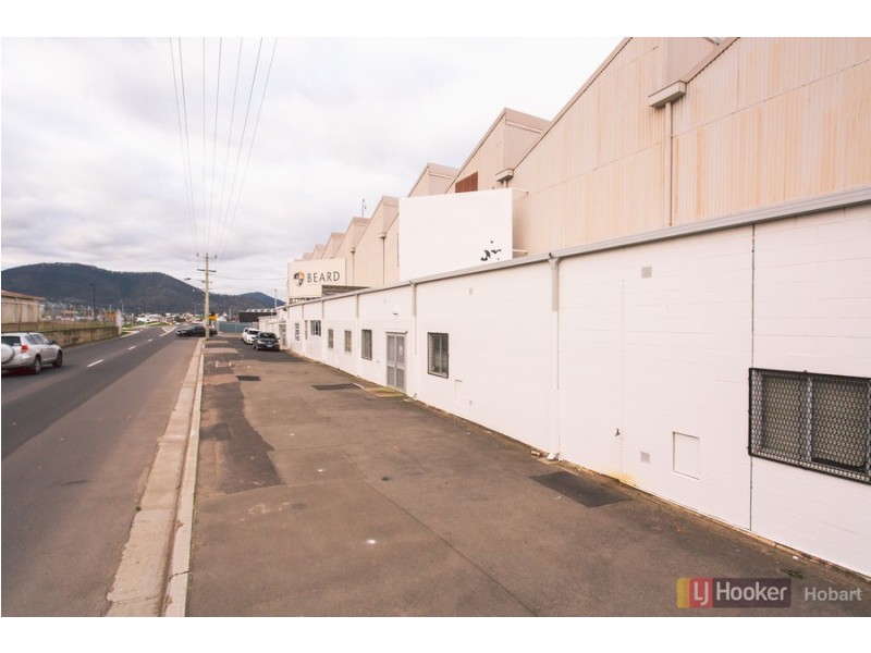 2/25-33 Howard Road, Glenorchy TAS 7010