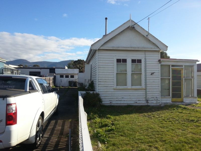 21 Negara Crescent, Goodwood TAS 7010