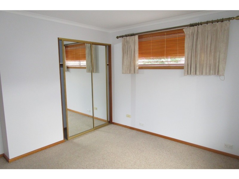 2/96A Giblin Street, Lenah Valley TAS 7008