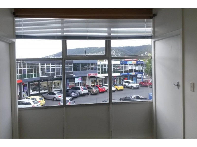 3/10 Magnet Court, Sandy Bay TAS 7005