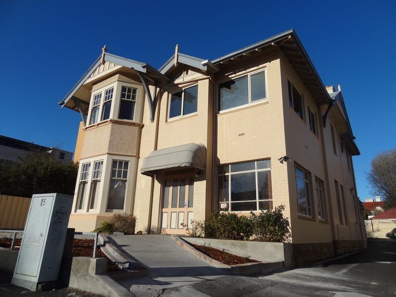 86 Hampden Road, Battery Point TAS 7004