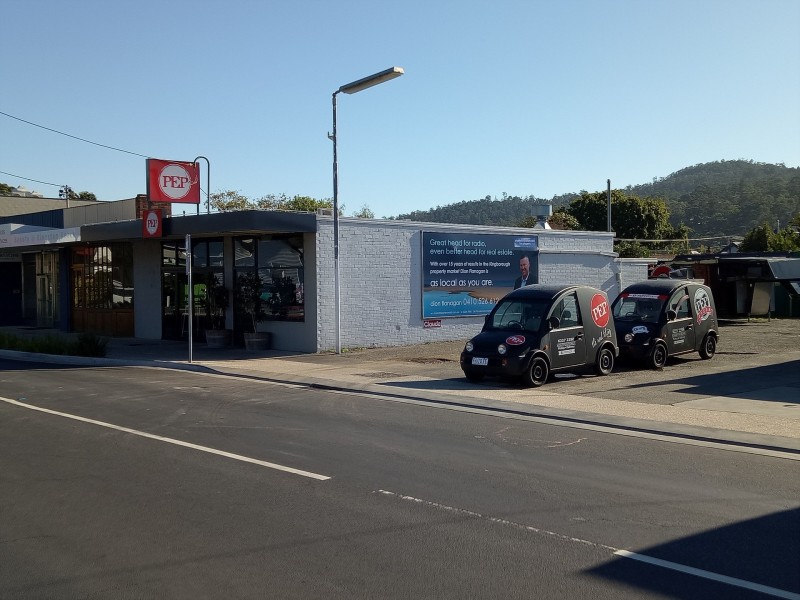 2/13 Beach Road, Kingston TAS 7050