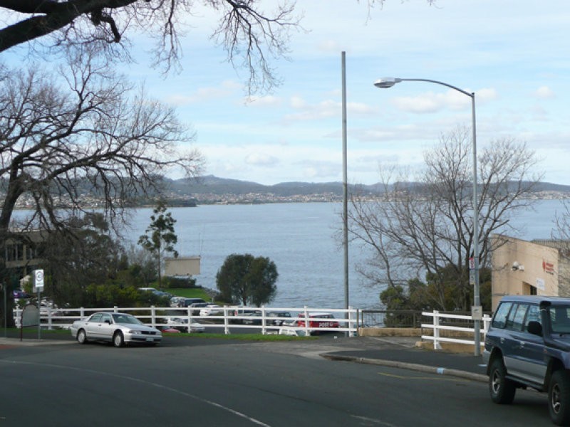 Ground/2 Castray Esplanade, Battery Point TAS 7004