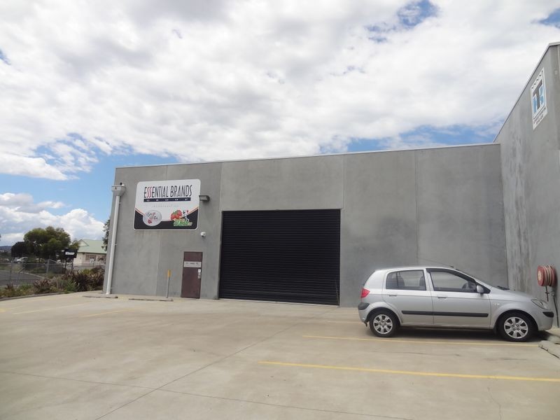 2/6 Whitestone Drive, Austins Ferry TAS 7011