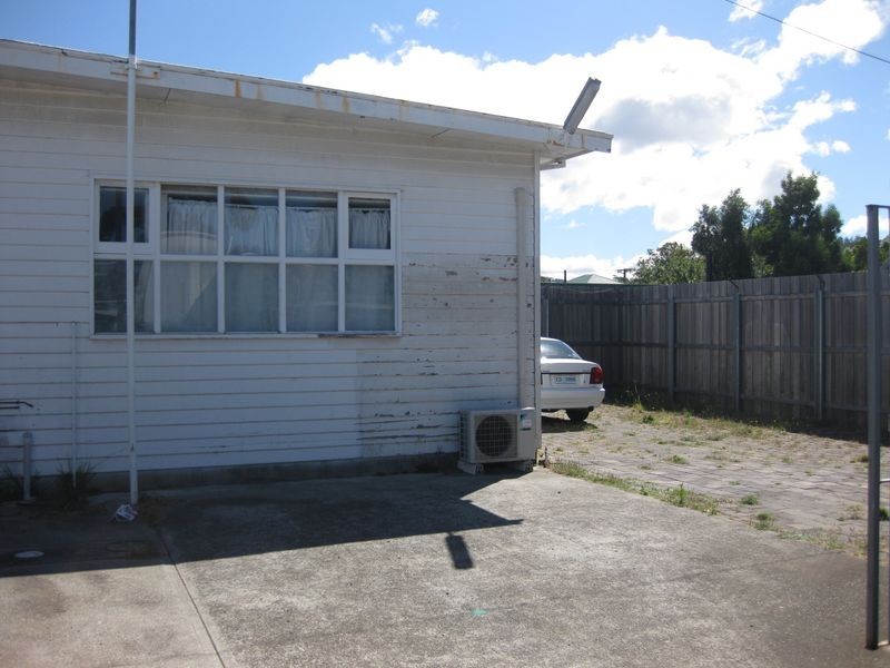 11 Beach Road, Kingston TAS 7050
