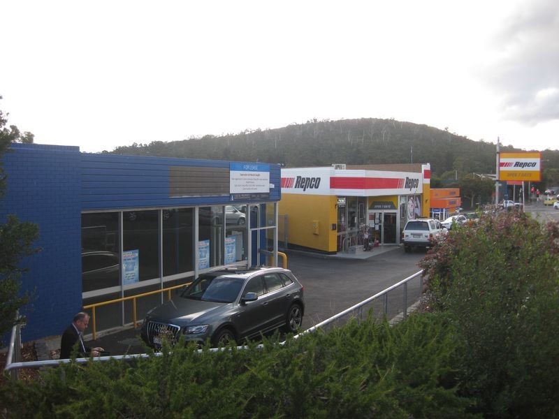 8 Gordons Hill Road, Rosny Park TAS 7018