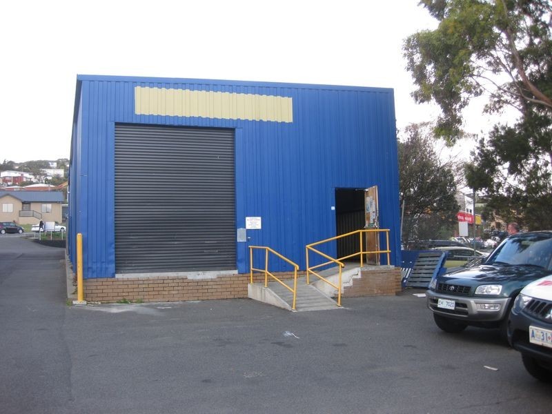 8 Gordons Hill Road, Rosny Park TAS 7018