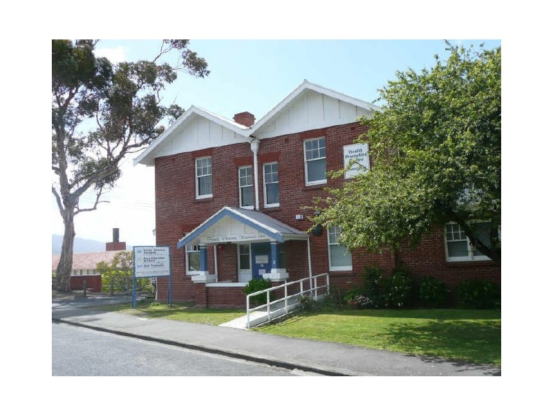 4 Midwood Street, New Town TAS 7008