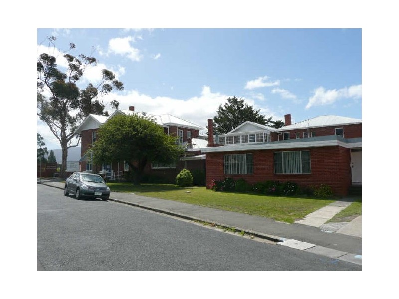 4 Midwood Street, New Town TAS 7008