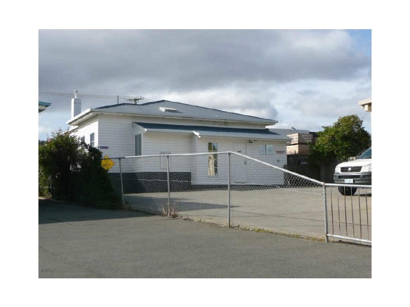17 Clarence Street, Bellerive TAS 7018