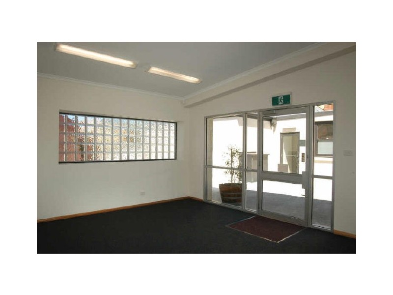 382 – 384 Elizabeth Street, North Hobart TAS 7000