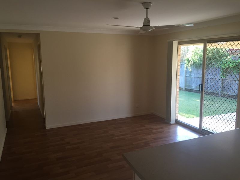 37 Lakeview Drive, Logan Reserve QLD 4133