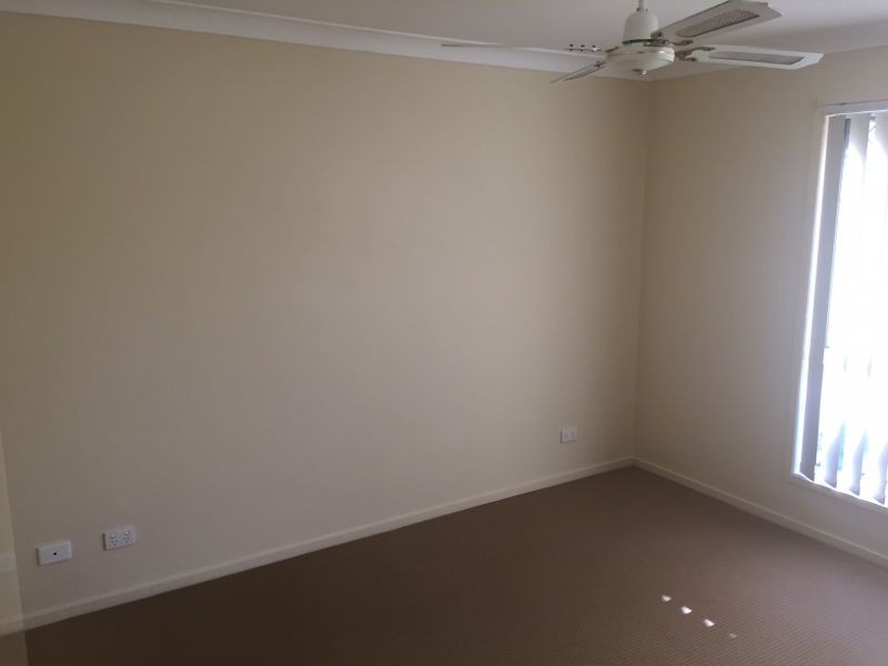 37 Lakeview Drive, Logan Reserve QLD 4133