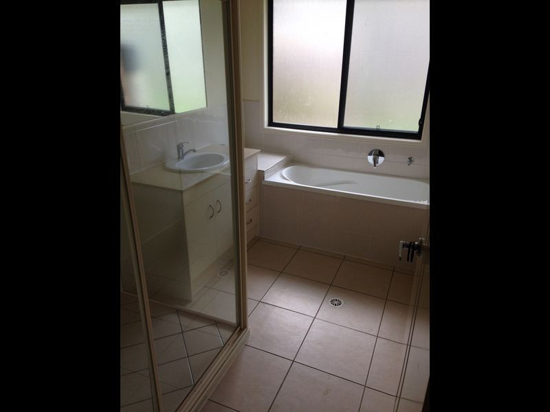 33 Jasmine Circuit, Ormeau QLD 4208