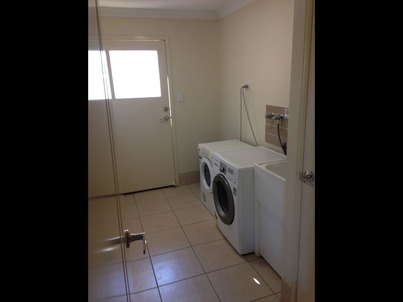 33 Jasmine Circuit, Ormeau QLD 4208