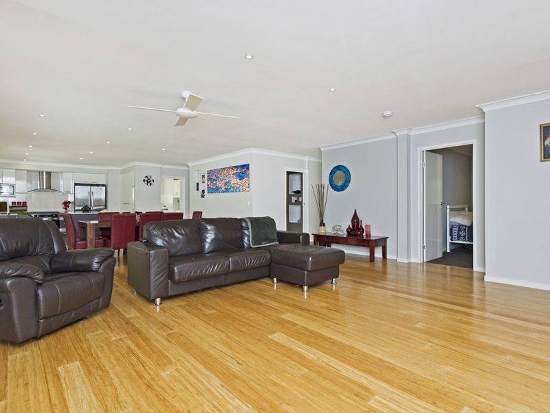 9 Warrawee Way, Pimpama QLD 4209