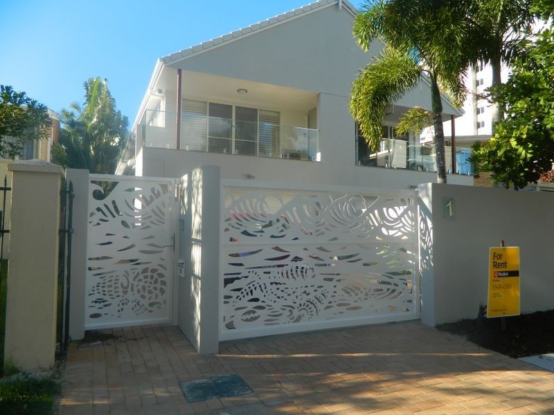 1/37 Breaker Street, Main Beach QLD 4217