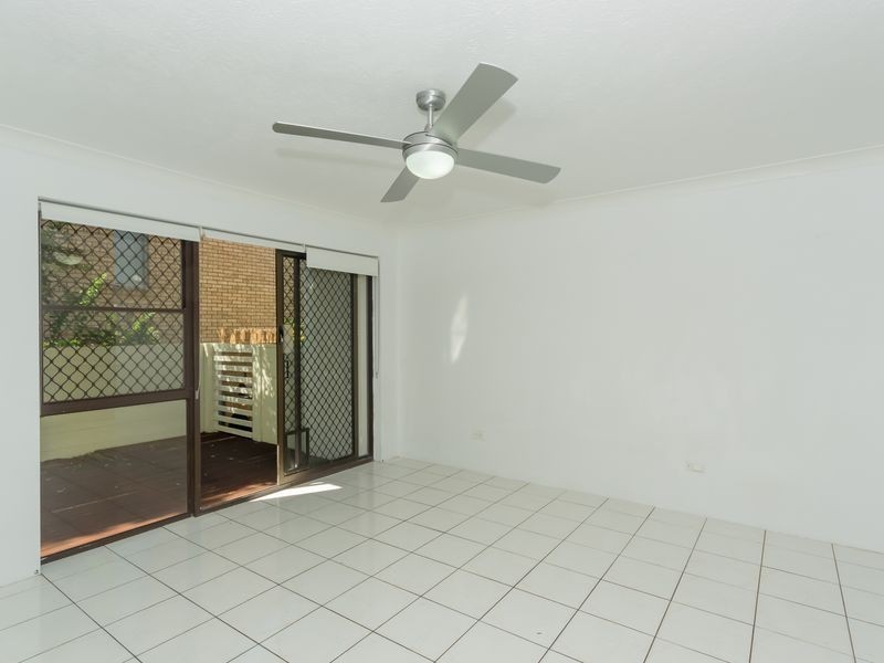 3/5 Aquila Court, Mermaid Waters QLD 4218