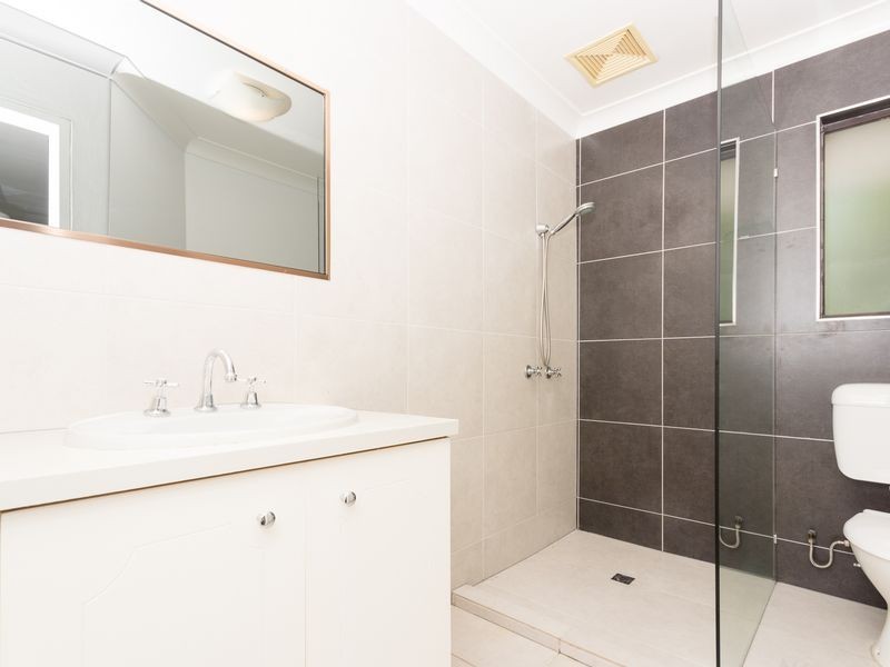 3/5 Aquila Court, Mermaid Waters QLD 4218