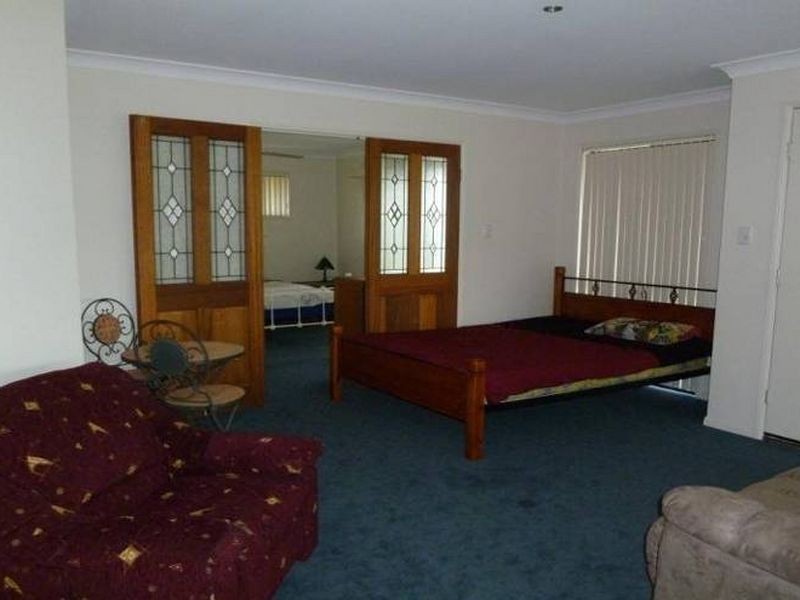 155 Barrenjoey Dr, Ormeau Hills QLD 4208