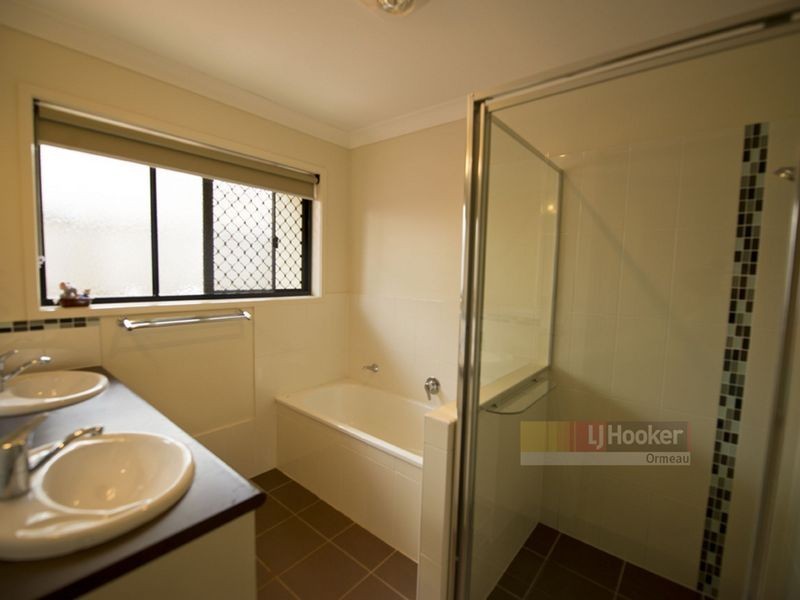 4 Rosabrook Cres., Ormeau QLD 4208