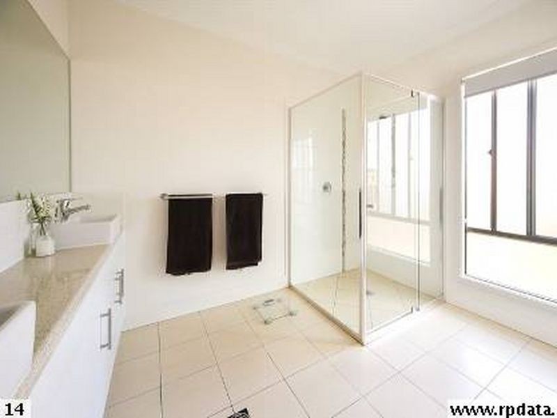 9/17 Entry Drive, Merrimac QLD 4226