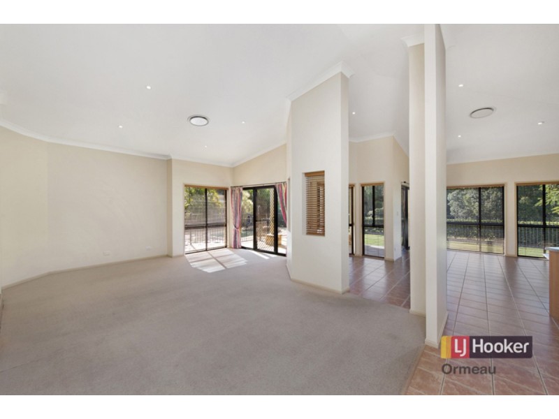 44 Albert Valley Drive, Bahrs Scrub QLD 4207