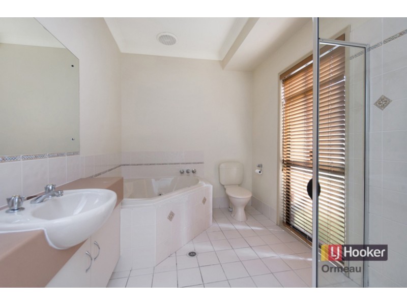 44 Albert Valley Drive, Bahrs Scrub QLD 4207