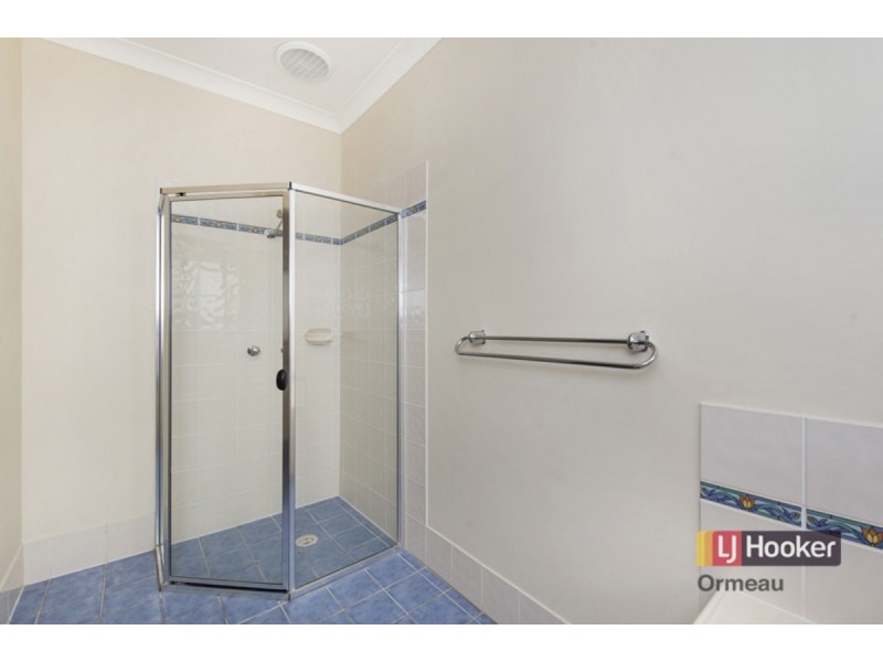 44 Albert Valley Drive, Bahrs Scrub QLD 4207